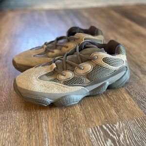 Yeezy 500 Brown Clay Size 11.5